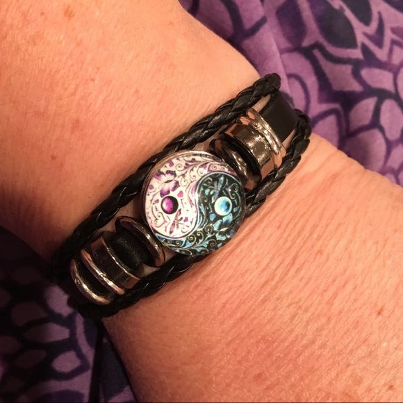 Black Leather Snap Bracelet - Picture 8 of 8